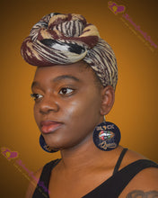 Load image into Gallery viewer, Black Queen Earrings