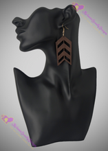 Load image into Gallery viewer, Arrow Earrings