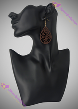 Load image into Gallery viewer, Almond Earrings